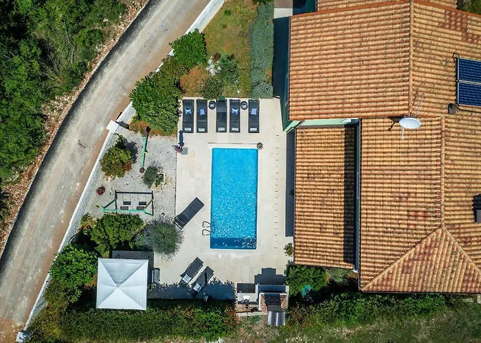 빌라 Branca 6+2 크르니카